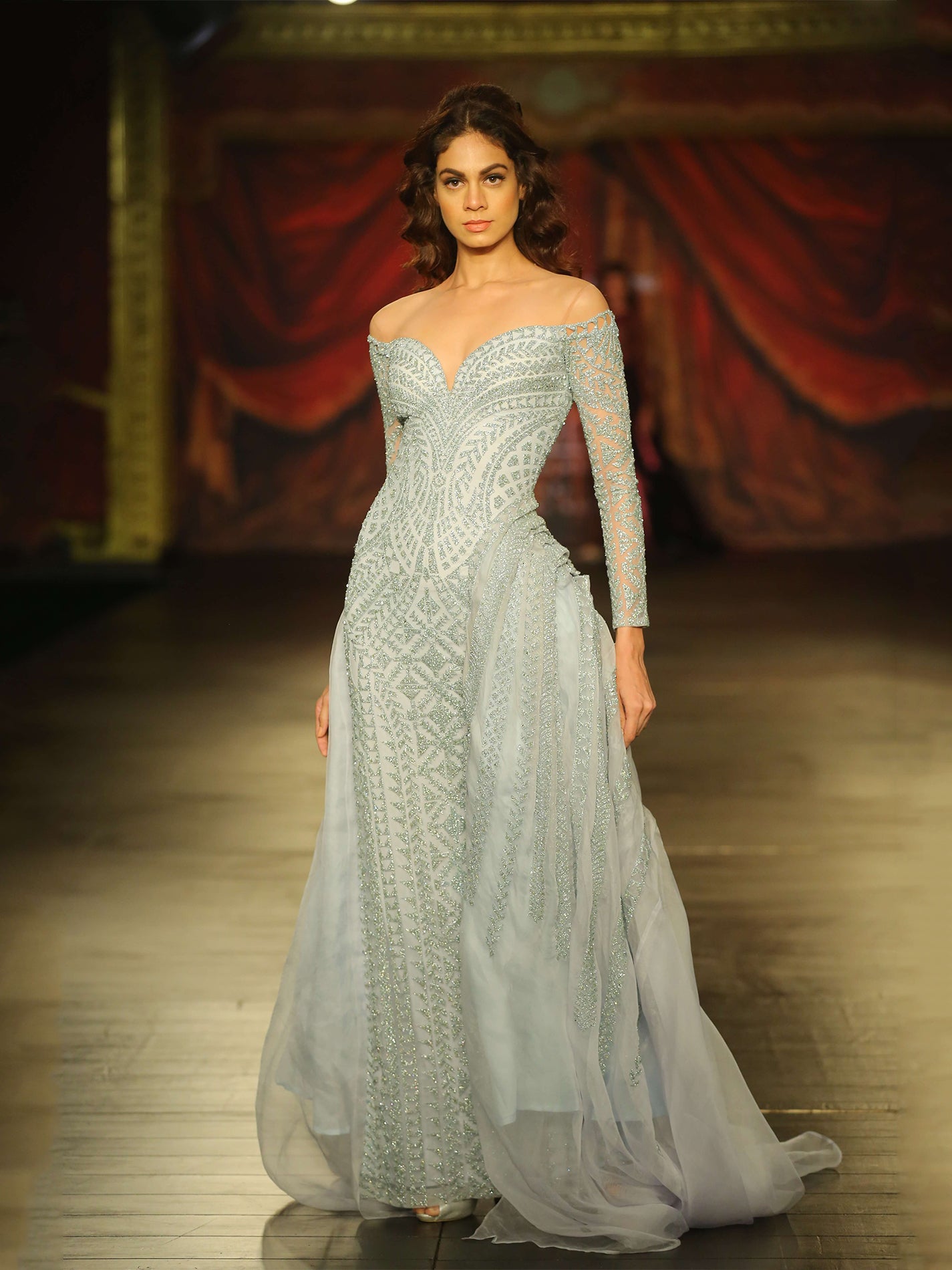 Palacio Gown