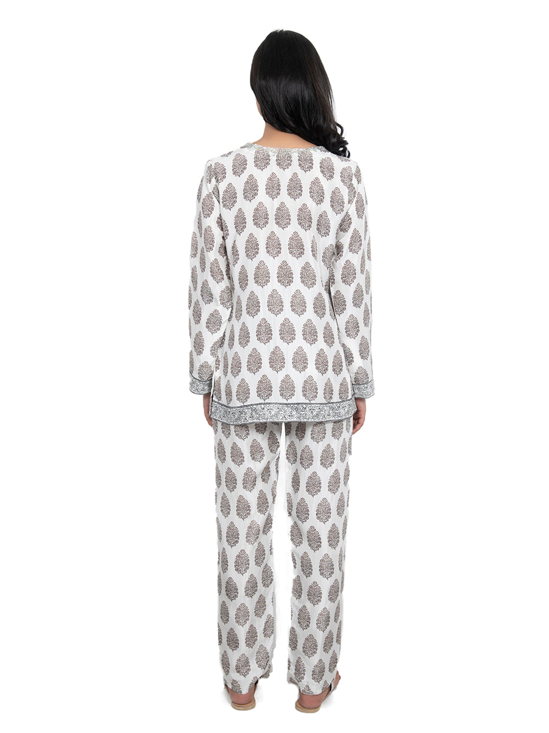 Ivory Black Block Set