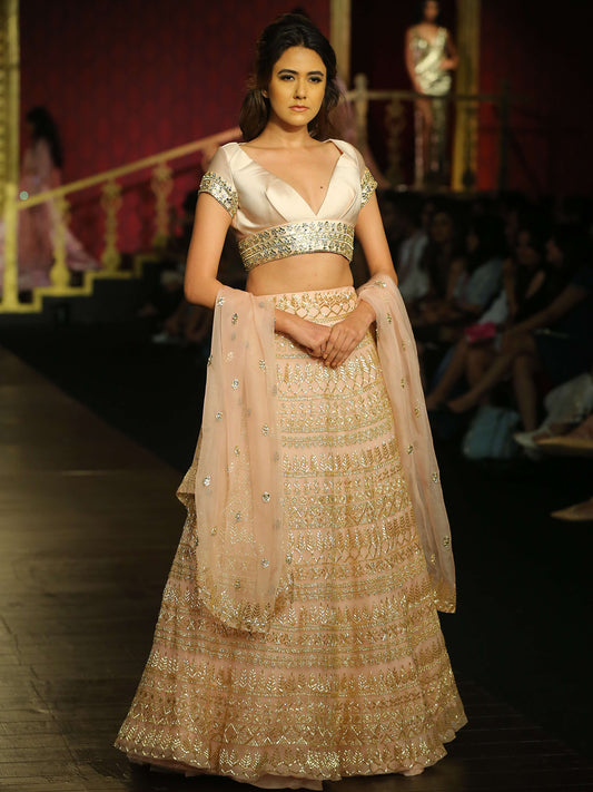 Rinaldo Lehenga